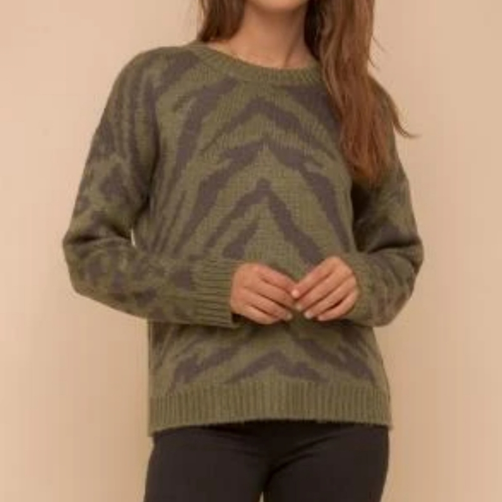 NWT Olive Green/Charcol Animal Print Sweater - Picture 2 of 7